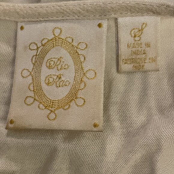 Embroidered pretty tank top - Picture 5 of 6